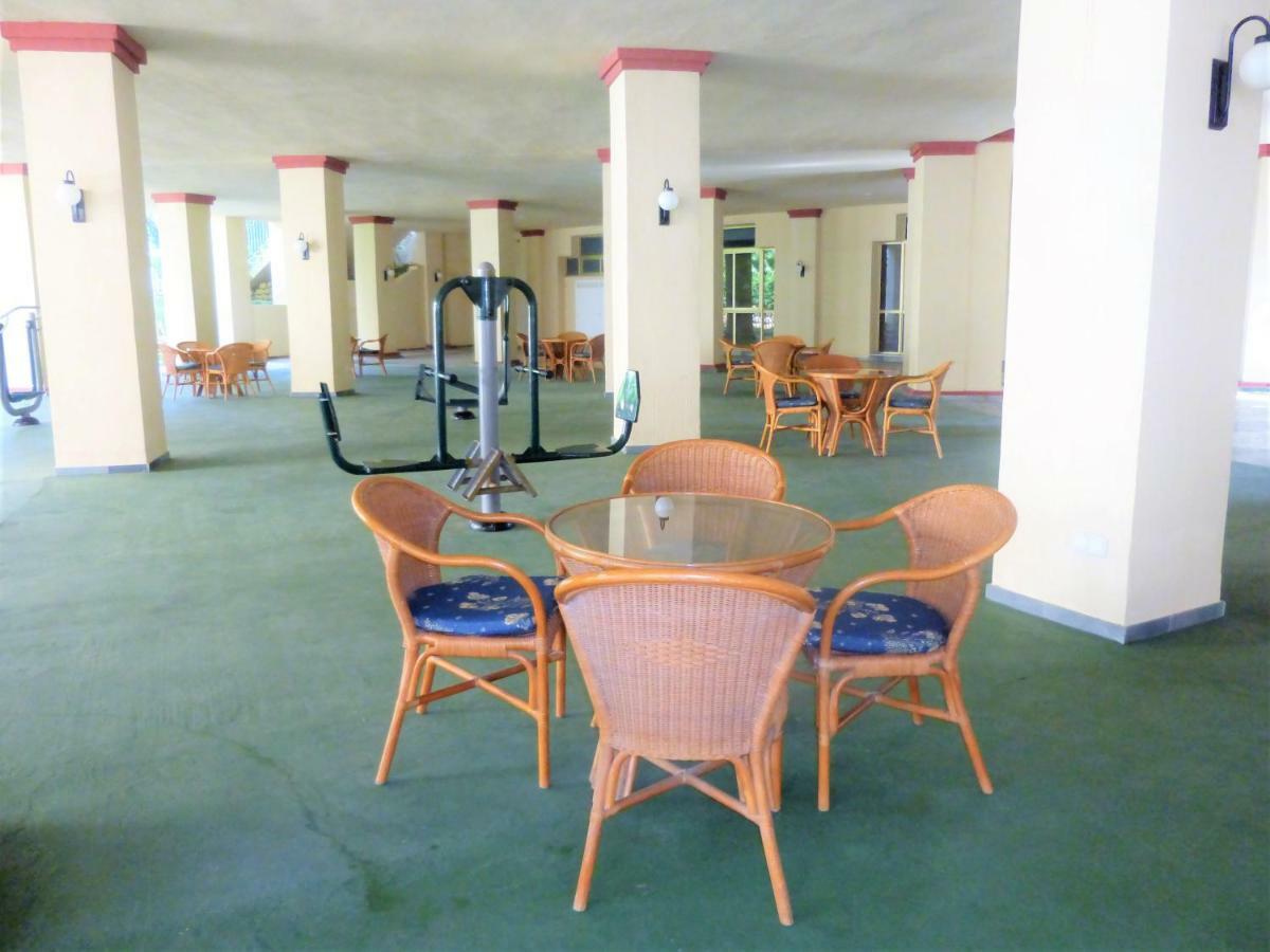 Romana Playa Apartamento Elviria ماربيا المظهر الخارجي الصورة